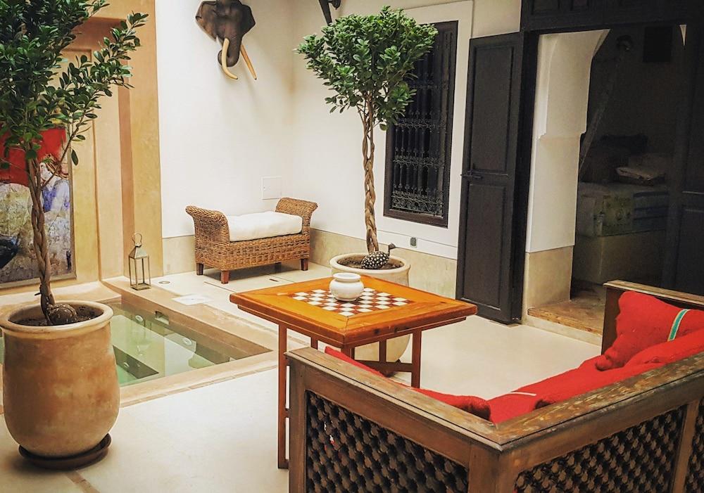Riad Les 5 Soeurs Marrakesch Exterior foto