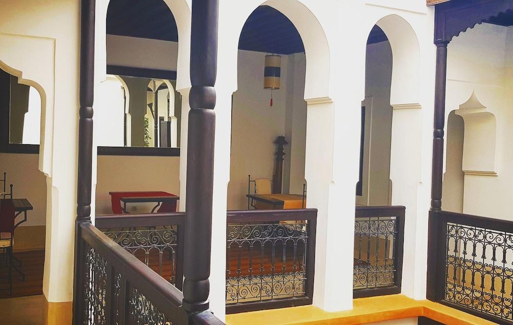 Riad Les 5 Soeurs Marrakesch Exterior foto