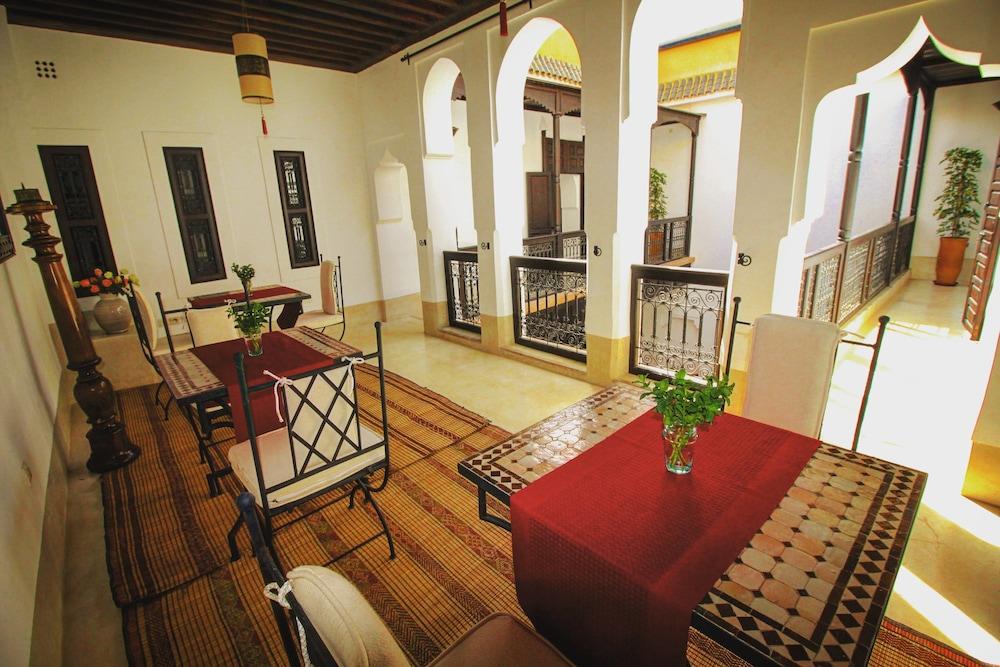 Riad Les 5 Soeurs Marrakesch Exterior foto